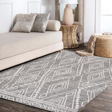 Rih Moroccan Style Diamond Area Rug